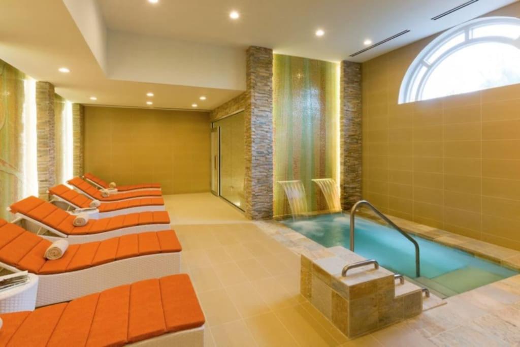 Charming 5 Star Condo Unit Situated At Ritz Carlton-Key Biscayne ไมอามี ภายนอก รูปภาพ