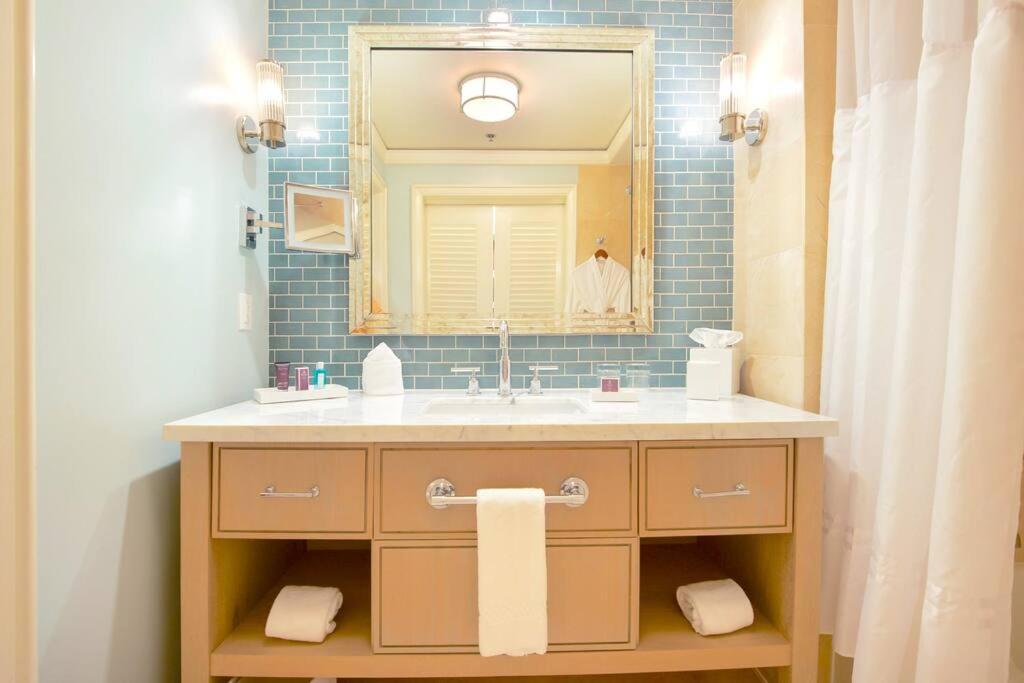 Charming 5 Star Condo Unit Situated At Ritz Carlton-Key Biscayne ไมอามี ภายนอก รูปภาพ